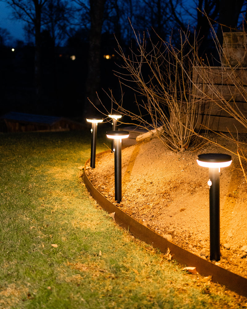 Ella metalen solar lamp - met sensor en speer